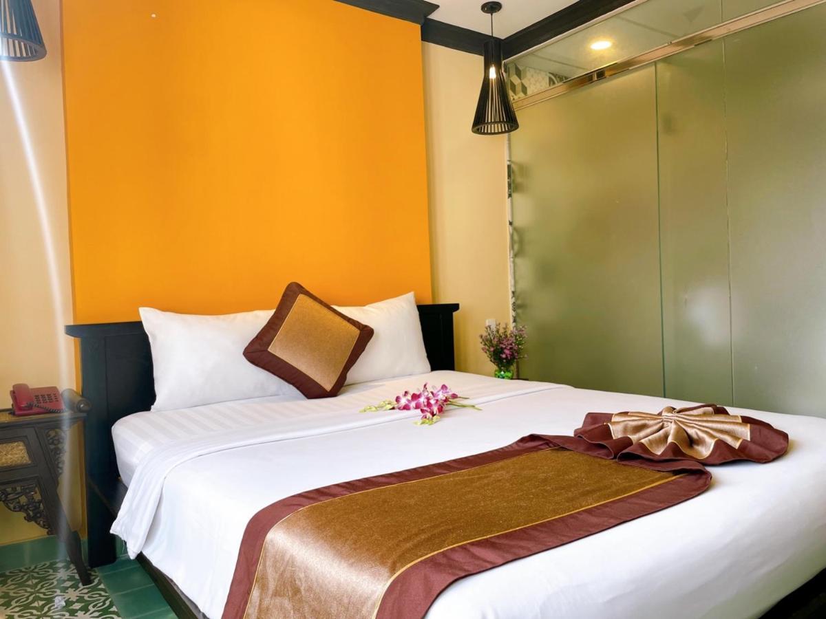 Ipeace Hotel - Bui Vien Walking Street Ho Si Minh-város Kültér fotó