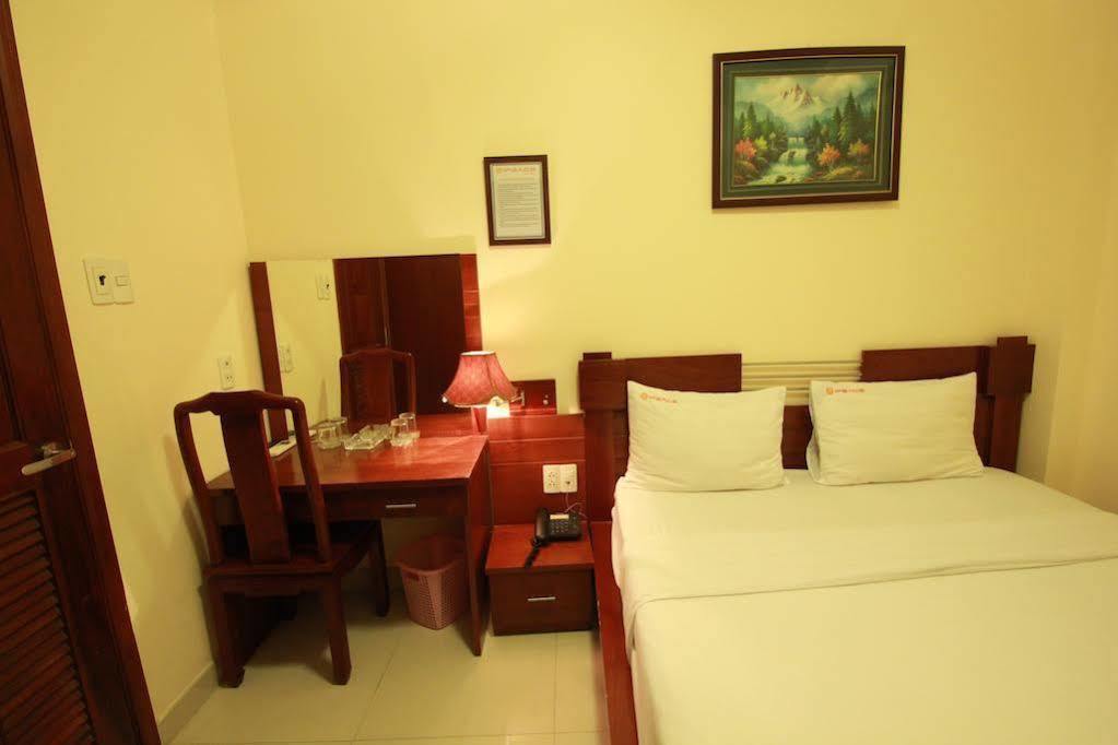 Ipeace Hotel - Bui Vien Walking Street Ho Si Minh-város Kültér fotó