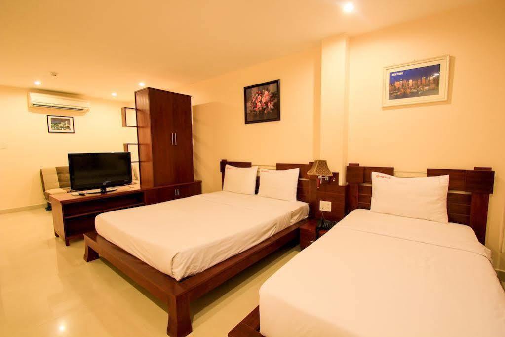 Ipeace Hotel - Bui Vien Walking Street Ho Si Minh-város Kültér fotó